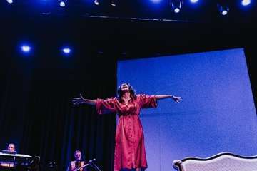 Espectáculo de la humorista y actriz Yanely Hernández en el Teatro de Telde/TA y Francisco Javier Santana.